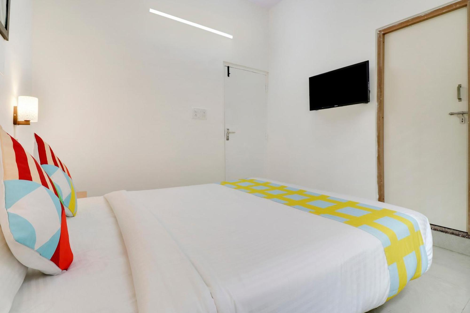 Hotel O Leva Homes Near Baiyappanahalli Metro Station Bangalore Exteriör bild