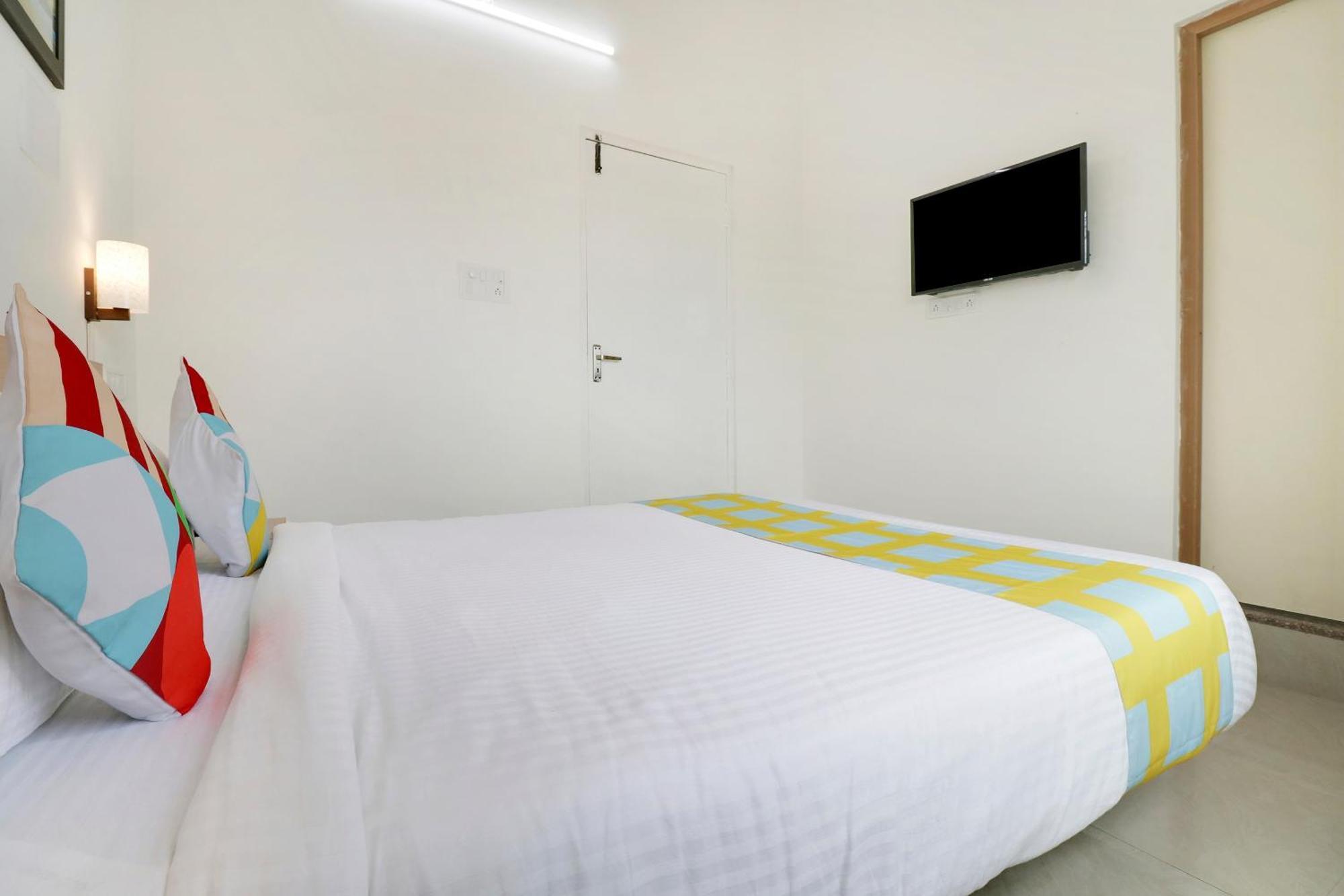 Hotel O Leva Homes Near Baiyappanahalli Metro Station Bangalore Exteriör bild