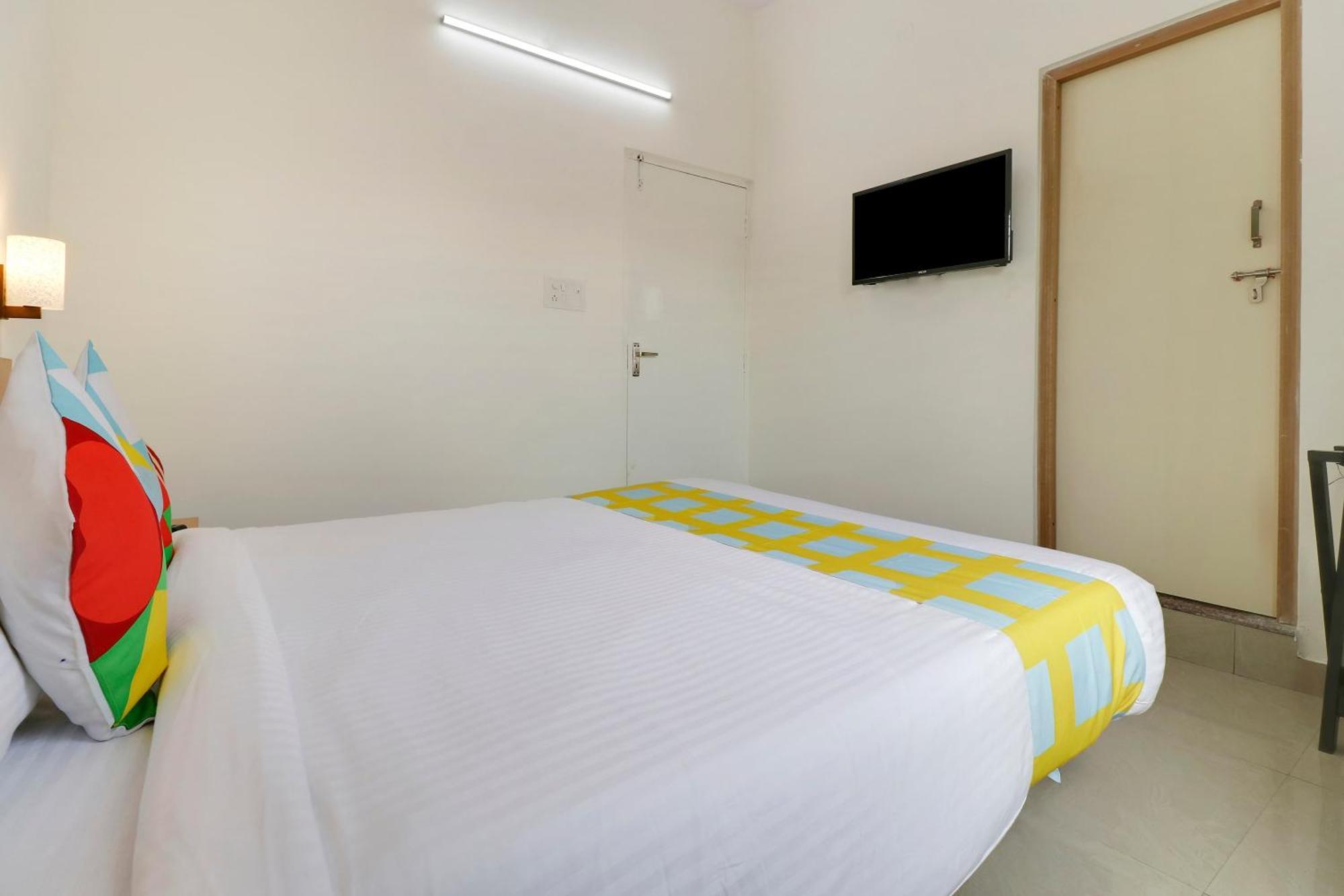 Hotel O Leva Homes Near Baiyappanahalli Metro Station Bangalore Exteriör bild