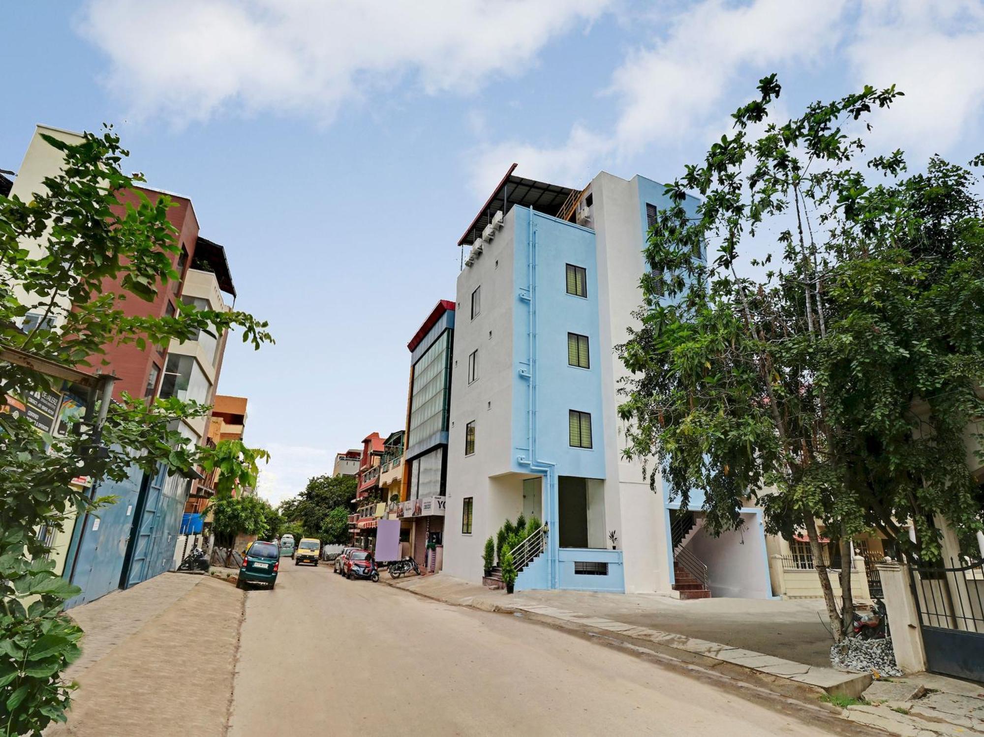 Hotel O Leva Homes Near Baiyappanahalli Metro Station Bangalore Exteriör bild